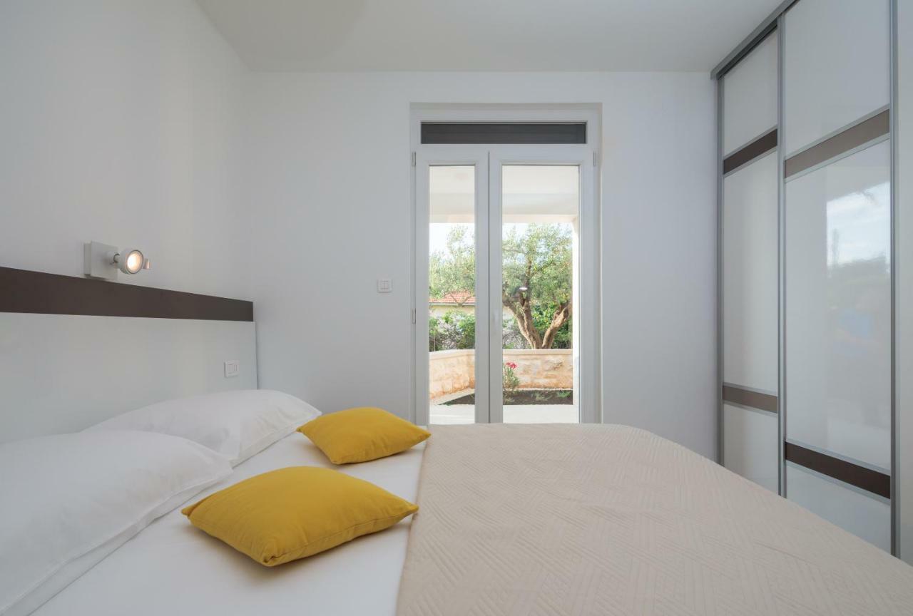 Apartmani Kos D Supetar Extérieur photo