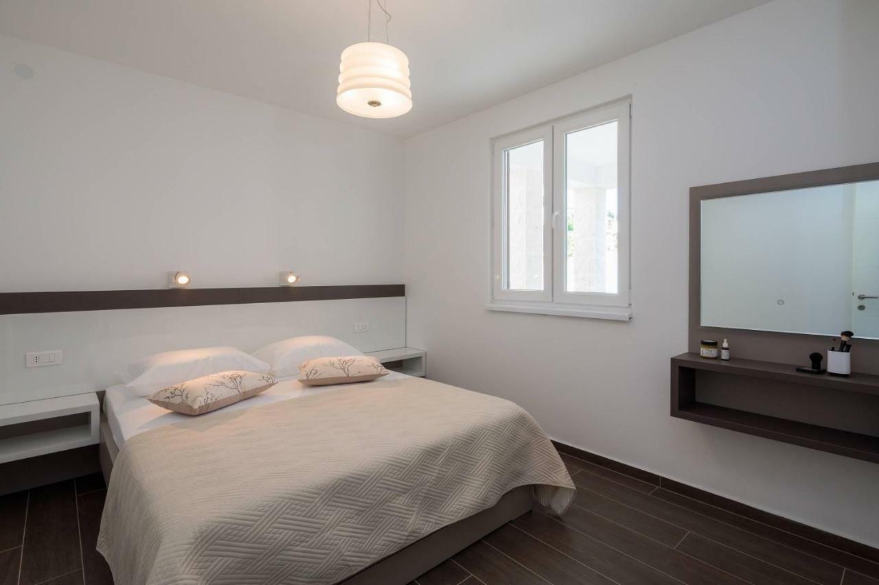 Apartmani Kos D Supetar Extérieur photo